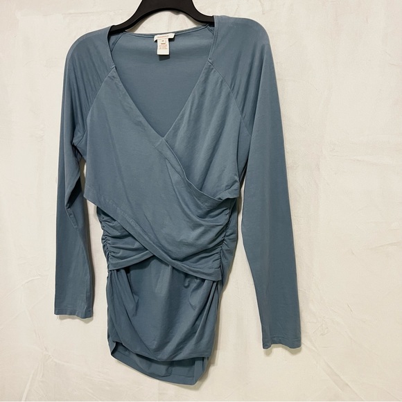 Sundance Layer Wrap Style Ruched Side V Neck Long Sleeve Top Size Medium - Picture 2 of 6